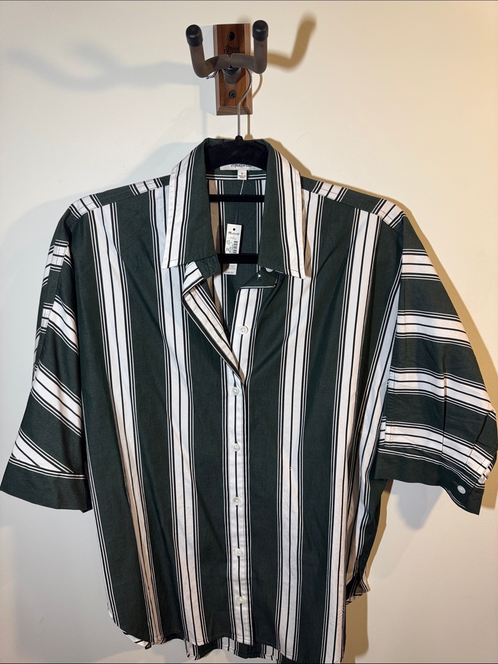 Madewell Green and White Vertical Stripe Short-Sleeve Button-Up